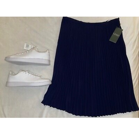 New Lauren Ralph Lauren Pleated Accordion French Navy Skirt Size 6✨ - Picture 4 of 15
